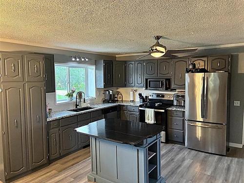 590 Swerdyliak Rd, Grande Pointe, MB 