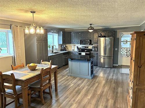 590 Swerdyliak Rd, Grande Pointe, MB 