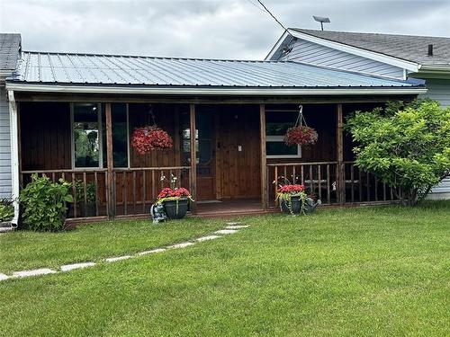 590 Swerdyliak Rd, Grande Pointe, MB 