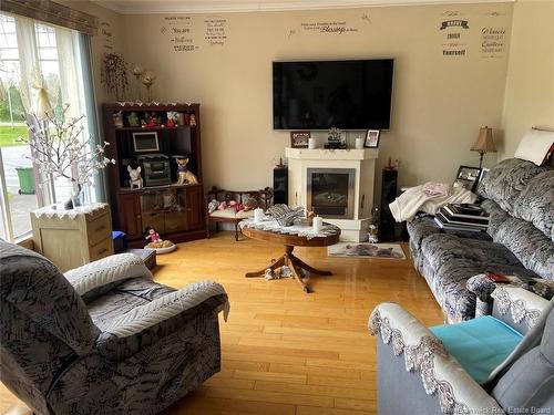 209 Principale St, Sainte-Anne-De-Madawaska, NB 