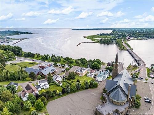 10 Bellevue St, Bouctouche, NB 