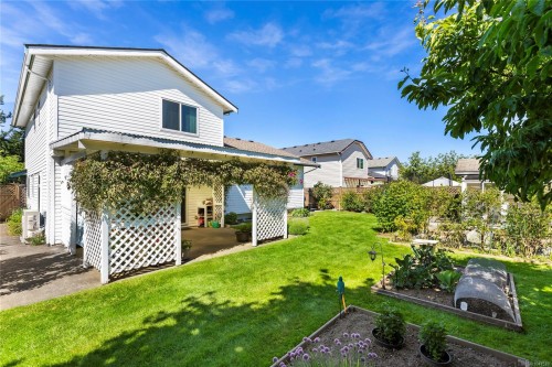5979 Devon Pl, Nanaimo, BC 