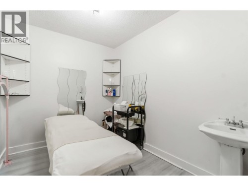 3122 Oak Street, Vancouver, BC 