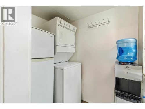 3122 Oak Street, Vancouver, BC 