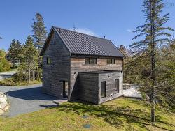 5 West Lawrencetown Road  Lawrencetown, NS B2Z 1S4
