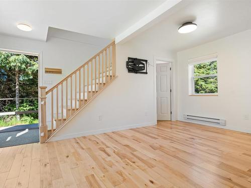 13734 Highway 6, Wallace, NS 