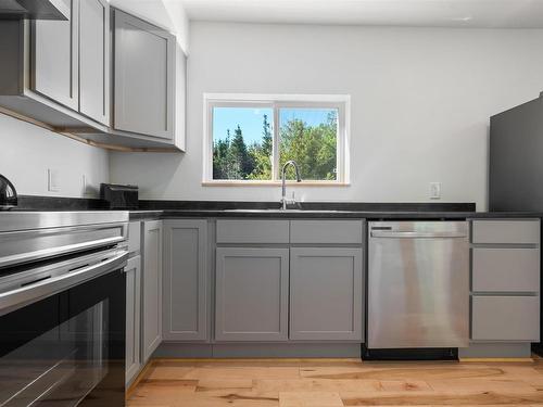 13734 Highway 6, Wallace, NS 