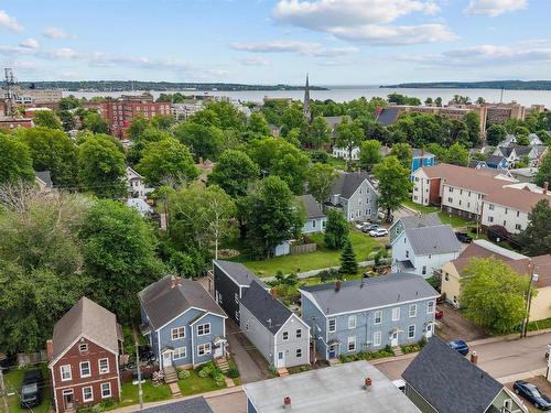 10 Chestnut Street, Charlottetown, PE 