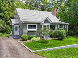 99 WALNUT Street Bridgewater, NS B4V 1L7