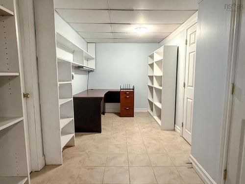 1192 Highway 2, Lantz, NS 