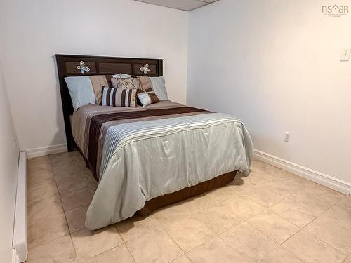 1192 Highway 2, Lantz, NS 