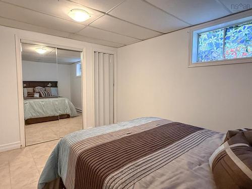 1192 Highway 2, Lantz, NS 