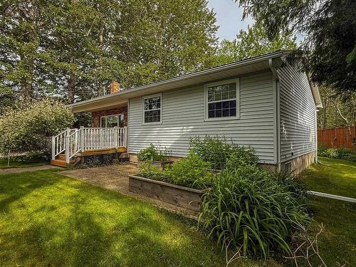 1192 Highway 2, Lantz, NS 