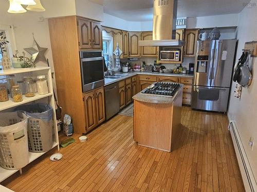 10 Morris Street, Springhill, NS 