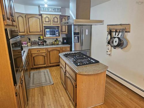 10 Morris Street, Springhill, NS 