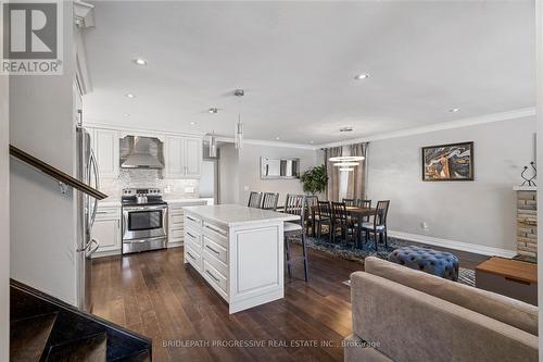 289 BURNETT AVENUE , Toronto, Ontario M2N 1W2 3