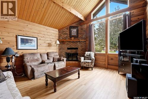 1202 Catley Bay N, Regina, SK 