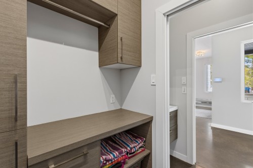 Salle de lavage - 220 Rue De L'Archipel, Saint-Denis-De-Brompton, QC - Indoor Photo Showing Other Room