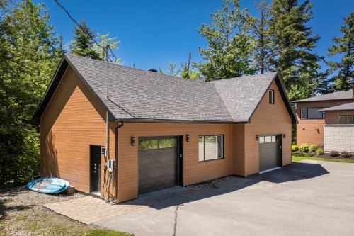 Garage - 220 Rue De L'Archipel, Saint-Denis-De-Brompton, QC - Outdoor With Exterior