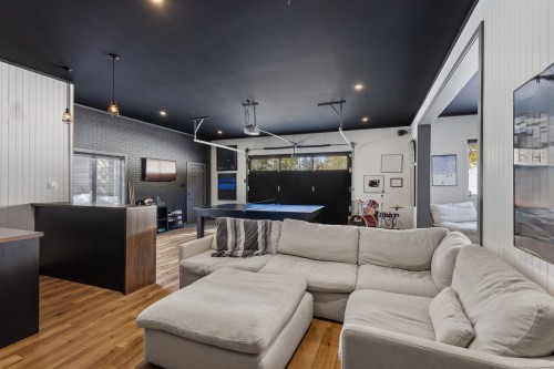 Salle de jeux - 220 Rue De L'Archipel, Saint-Denis-De-Brompton, QC - Indoor Photo Showing Living Room
