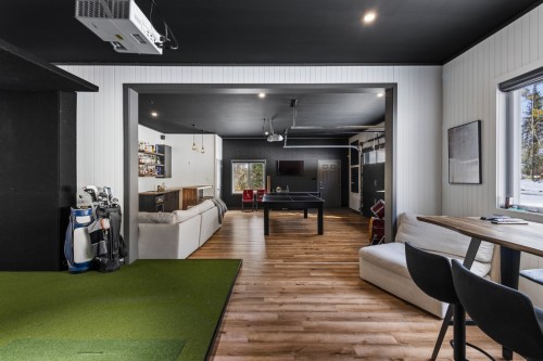 Salle de jeux - 220 Rue De L'Archipel, Saint-Denis-De-Brompton, QC - Indoor