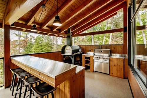 Terrasse - 220 Rue De L'Archipel, Saint-Denis-De-Brompton, QC - Indoor