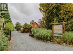 13783 RIPPINGTON ROAD  Pitt Meadows, BC V3Y 1Z1