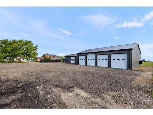 7026 Howard, Tecumseh, ON 