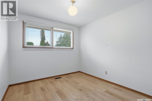 S 1704 Preston Avenue S, Saskatoon, SK 