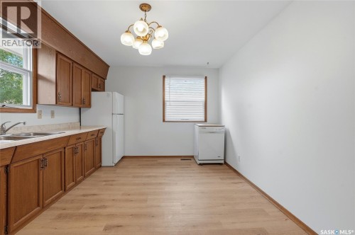 S 1704 Preston Avenue S, Saskatoon, SK 