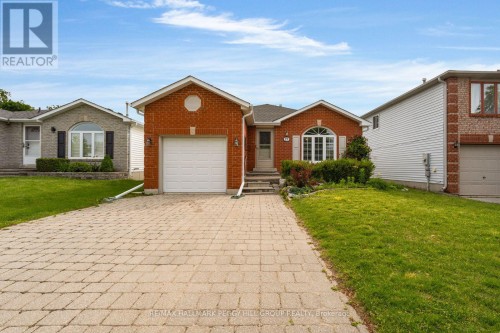 27 FINLAY ROAD  Barrie, ON L4N 7T8