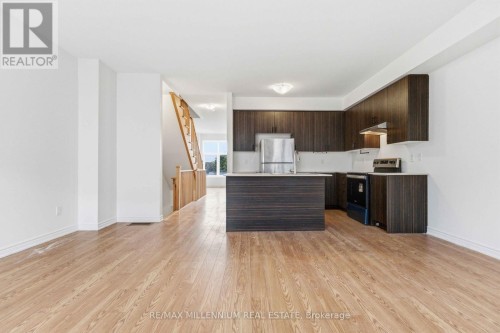 775 Chinook Path, Oshawa, ON 
