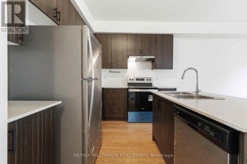 775 Chinook Path, Oshawa, ON 