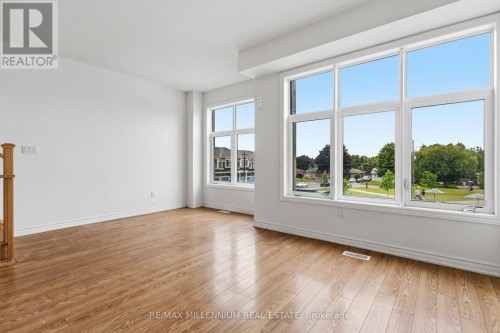 775 Chinook Path, Oshawa, ON 