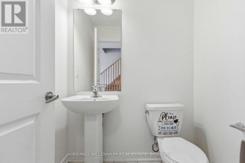 775 Chinook Path, Oshawa, ON 