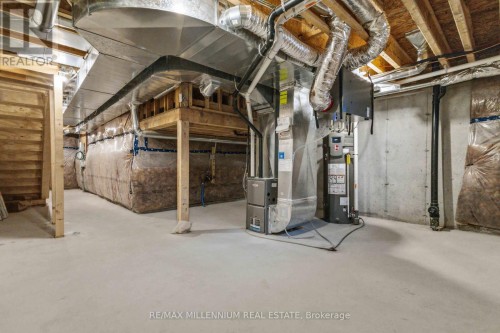 775 Chinook Path, Oshawa, ON 