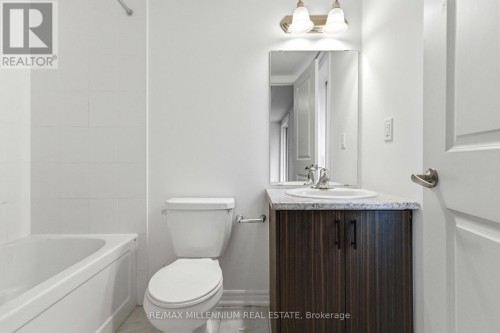 775 Chinook Path, Oshawa, ON 
