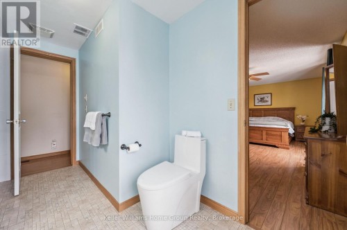 28 Edward Street, Mapleton, ON 