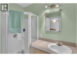 Full Bathroom on Main Floor - 
