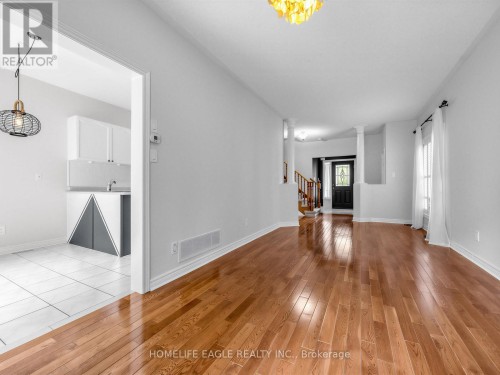 101 Downey Circle, Aurora, ON 