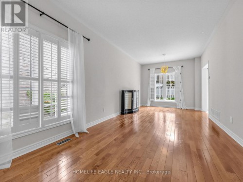 101 Downey Circle, Aurora, ON 