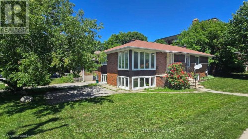 UPPER - 41 BAYVIEW DRIVE , Barrie, Ontario L4N 3N7 2