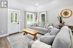Tons of natural light - 