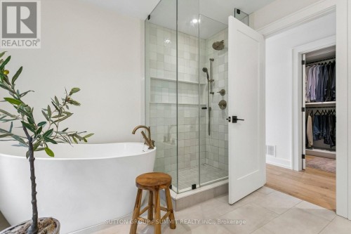 1315 Britannia Road, Burlington, ON 