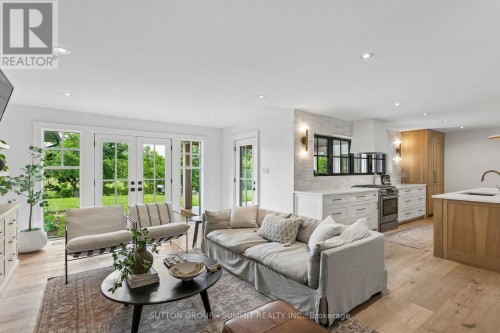 1315 Britannia Road, Burlington, ON 