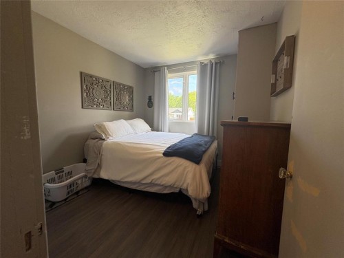 217 Williams Avenue, Killarney, MB 