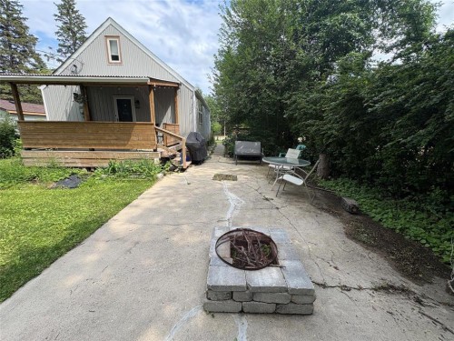217 Williams Avenue, Killarney, MB 