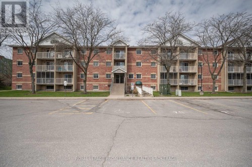 411 - 316 KINGSDALE AVENUE  Kingston (East Gardiners Rd), ON K7M 8S2