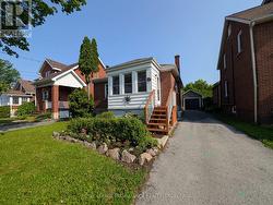 51 DUNDAS STREET Kingston (Central City East), ON K7L 1N4