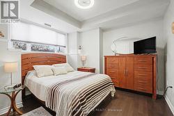Primary bedroom - 